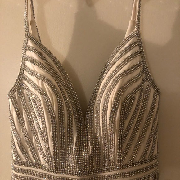 Jovani white prom gown- AMAZING - Picture 3 of 7